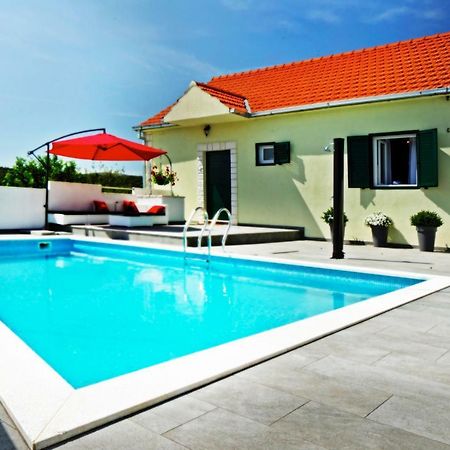 הוילה Brstanovo House Lucia מראה חיצוני תמונה