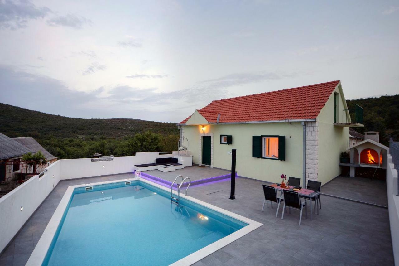 הוילה Brstanovo House Lucia מראה חיצוני תמונה